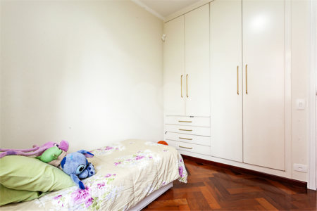 Apartamento à venda com 4 quartos, sendo 1 suíte, em Jardim Marajoara, São Paulo, SP