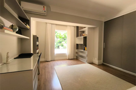 Casa à venda com 5 quartos, sendo 4 suítes, em Cidade Jardim, São Paulo, SP
