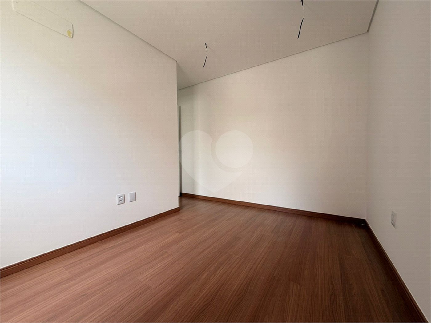 Apartamento à venda com 2 quartos, sendo 1 suíte, em Jardim Guarujá, Sorocaba, SP