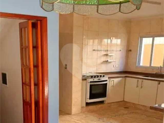 Sobrado à venda com 3 quartos, sendo 1 suíte,  em City Recanto Anastácio, São Paulo, SP