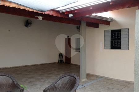 Casa à venda com 2 quartos, sendo 1 suíte, em Vila Haro, Sorocaba, SP