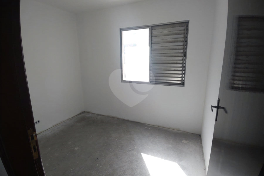 Sobrado à venda com 3 quartos, sendo 1 suíte, em Vila Nova Mazzei, São Paulo, SP