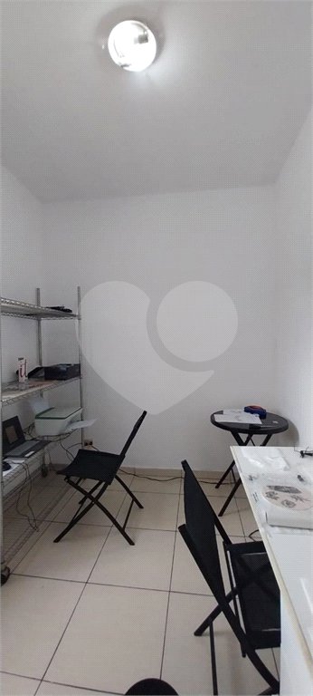Sobrado à venda com 3 quartos, sendo 1 suíte,  em Jardim Regis, São Paulo, SP