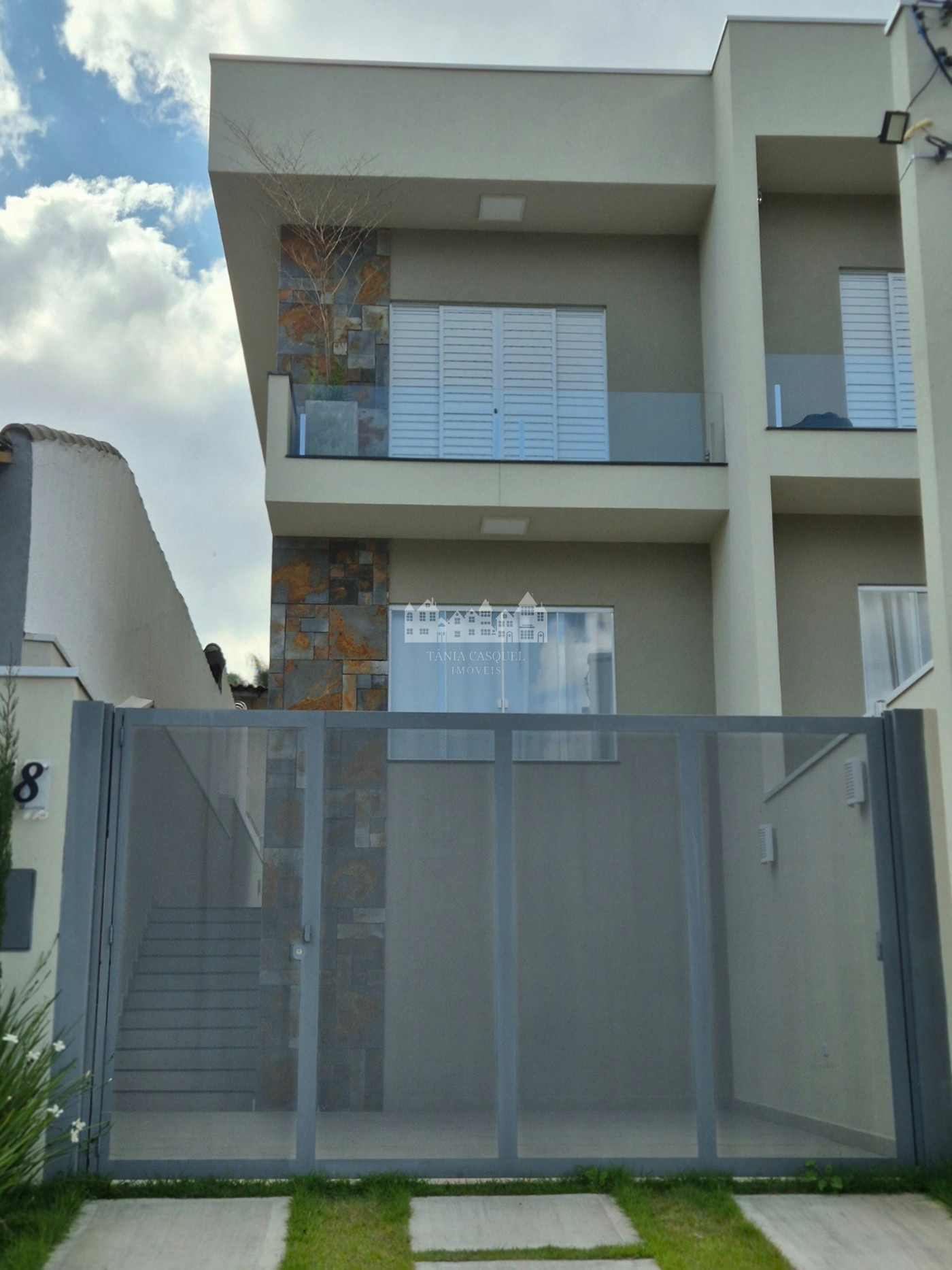 Casa à venda no bairro Recreio Maristela em Atibaia com linda vista para as montanhas