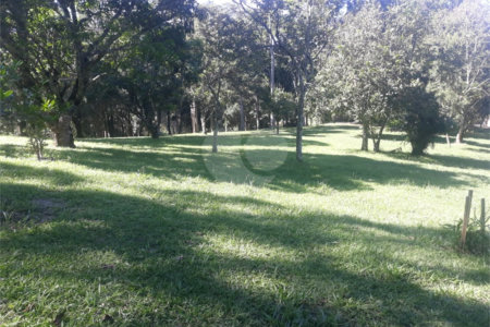 Chácara à venda com 3 quartos, sendo 2 suítes,  em Vila Darcy Penteado (mailasqui), São Roque, SP