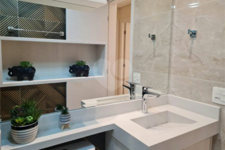 Apartamento à venda com 3 quartos, sendo 1 suíte,  em Vila Anastácio, São Paulo, SP