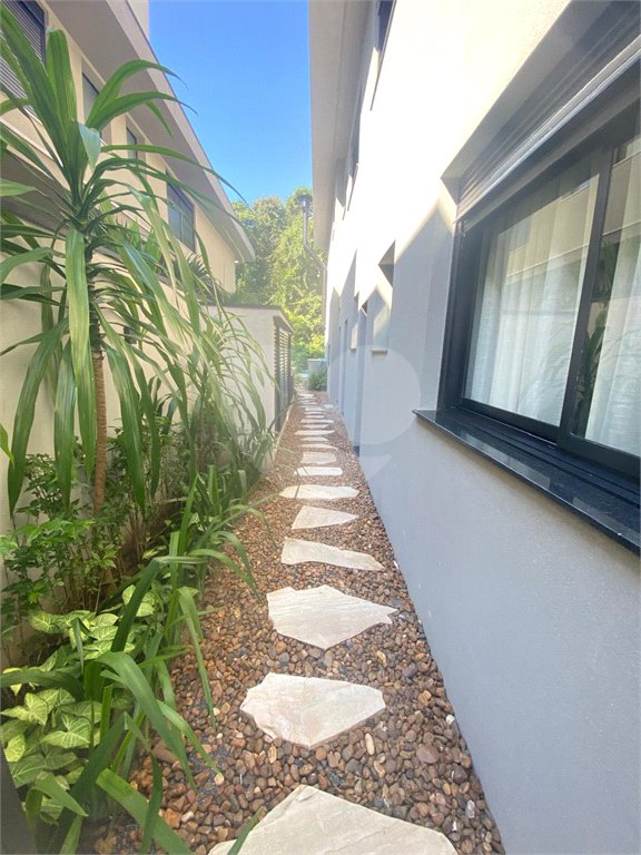Duplex à venda com 6 suítes em Riviera, Bertioga, SP