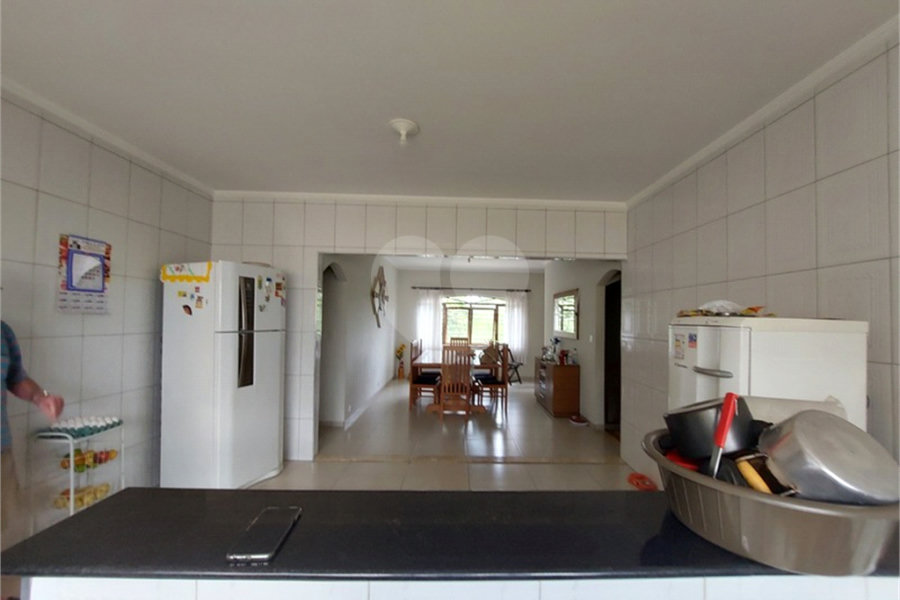 Casa à venda com 5 quartos, sendo 3 suítes, no Centro, Mairiporã, SP