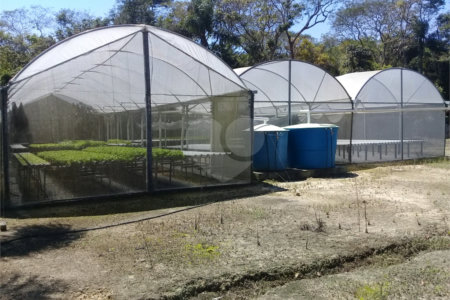 Sítio à venda com 2 quartos em Mogi das Cruzes, SP