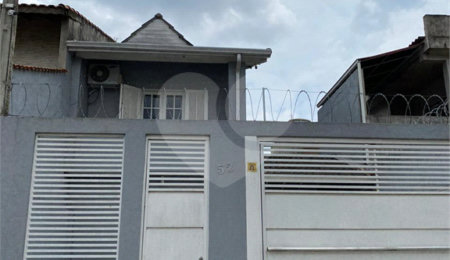 Casa à venda com 3 quartos, sendo 1 suíte,  em Jardim Márcia, Suzano, SP