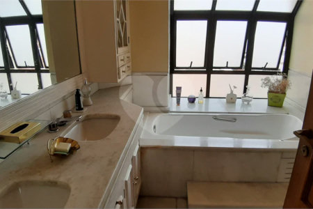 Apartamento à venda com 4 suítes em Santana, São Paulo, SP