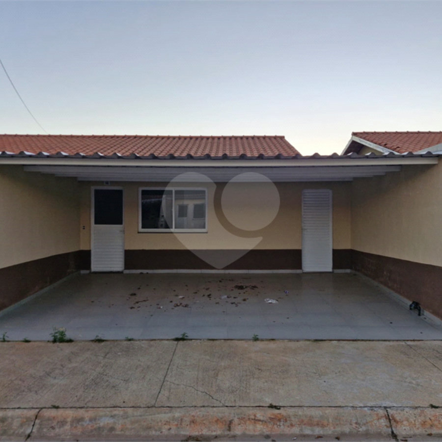 Casa à venda com 2 quartos em Jardim Nova Era, Itapetininga, SP