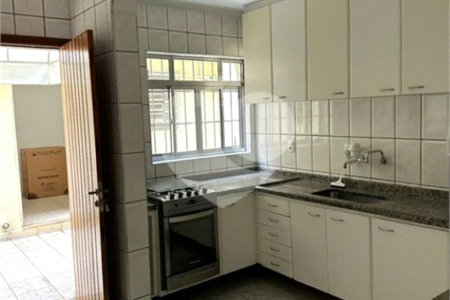 Sobrado para alugar com 3 quartos, sendo 1 suíte, em Vila Gomes Cardim, São Paulo, SP