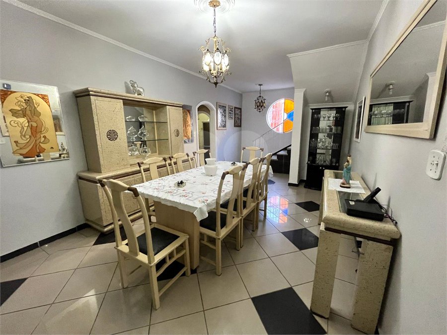 Sobrado à venda com 5 quartos, sendo 1 suíte, em Tucuruvi, São Paulo, SP
