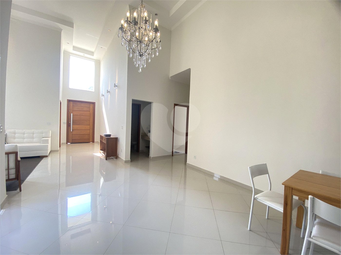 Casa à venda com 3 suítes no condomínio Palmeiras Imperiais, Salto - SP