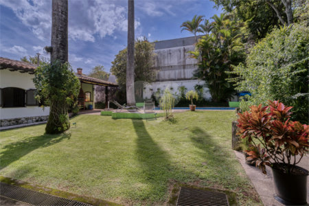 Casa Térrea à venda com 4 suítes em Alto da Boa Vista, São Paulo, SP