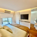 Casa à venda com 3 suítes no condomínio Villaggio Della Hípica, São Paulo - SP