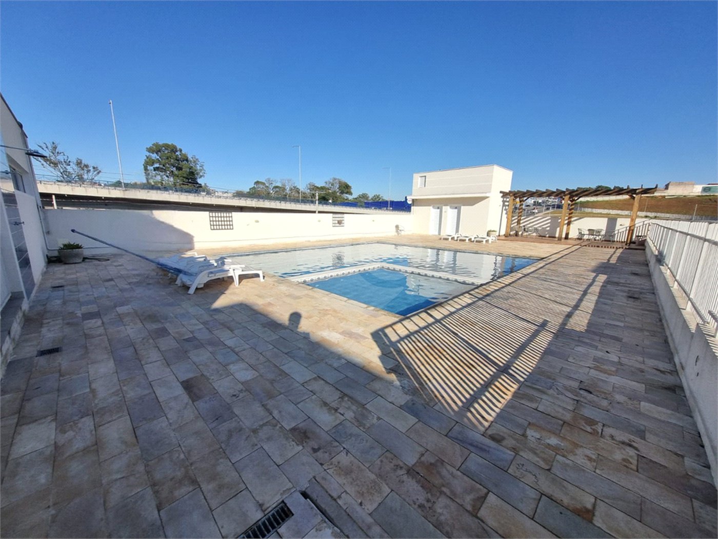 Casa à venda com 2 suítes no condomínio Residencial Américo Figueiredo, Sorocaba - SP