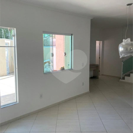 Sobrado à venda com 3 quartos, sendo 1 suíte, em Jardim Nathalie, Mogi das Cruzes, SP