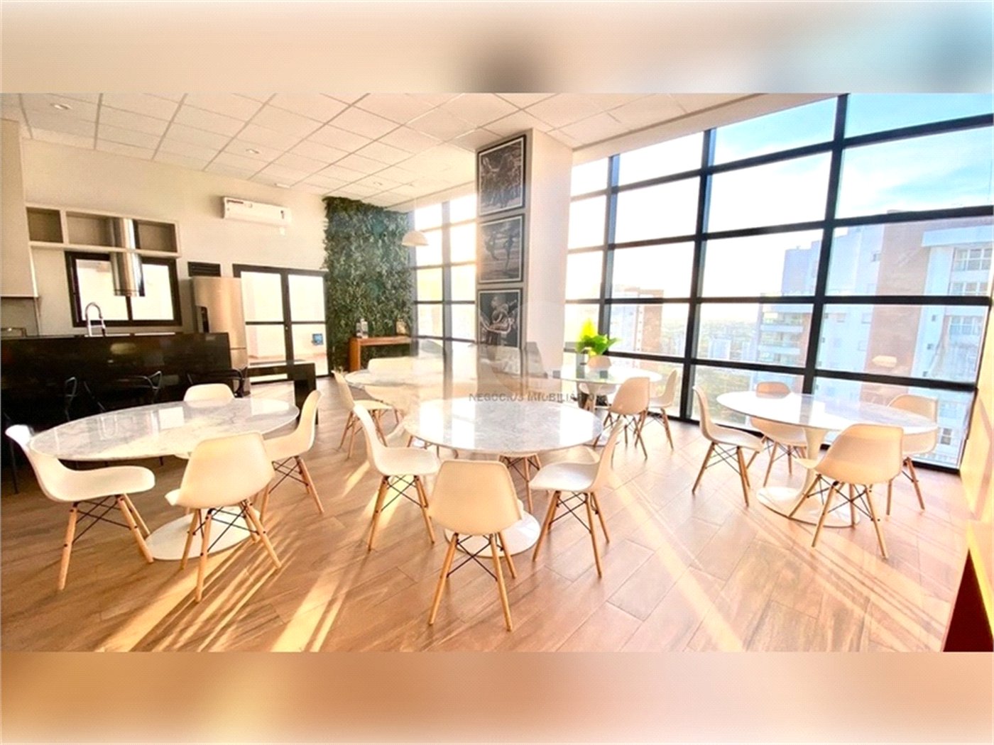 Apartamento à venda com 2 quartos, sendo 1 suíte,  em Parque Campolim, Sorocaba, SP