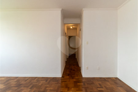 Apartamento à venda com 3 quartos, sendo 1 suíte, em Pinheiros, São Paulo, SP