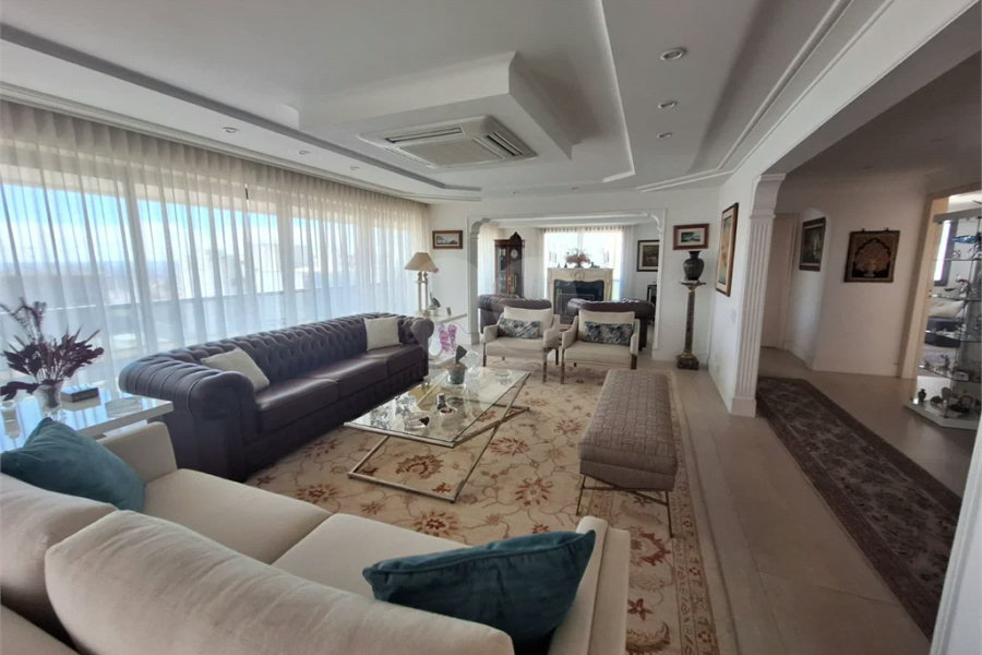 Apartamento à venda com 4 quartos, sendo 2 suítes, em Santana, São Paulo, SP