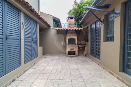 Casa à venda ou para alugar com 3 quartos, sendo 1 suíte, em Granja Julieta, São Paulo, SP