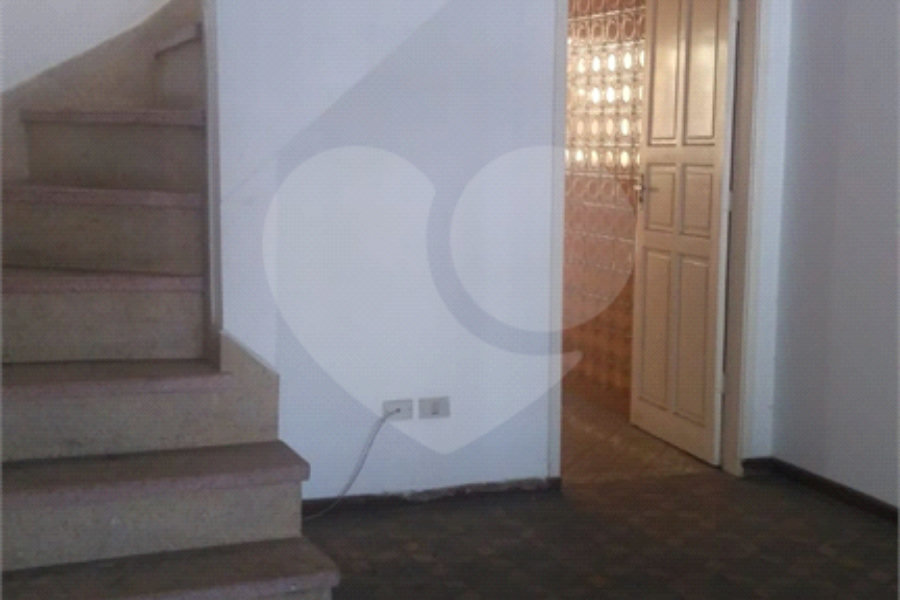 Sobrado à venda com 3 quartos em Vila Medeiros, São Paulo, SP