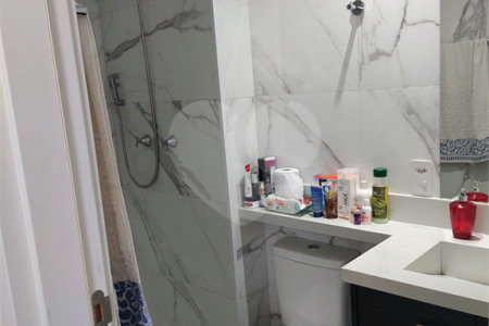 Apartamento no Brás repleto de lazer com 50 m² com 2 dormitórios e 1 vaga, Estuda Permuta