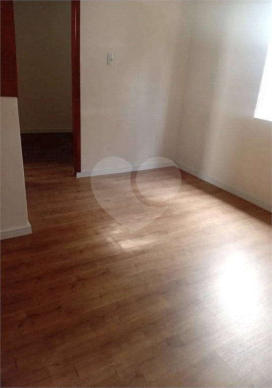Sobrado à venda com 3 quartos, sendo 2 suítes,  em Vila Homero Thon, Santo André, SP