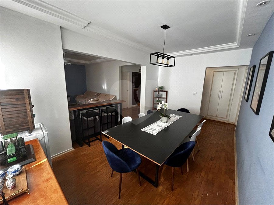 Apartamento à venda com 3 quartos, sendo 1 suíte, no Centro, Ribeirão Preto, SP