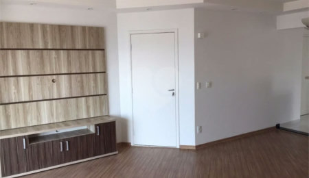 Apartamento à venda com 2 quartos, sendo 1 suíte,  no Centro, São Bernardo do Campo, SP