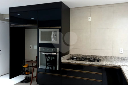 Apartamento à venda com 4 suítes em Vila Suzana, São Paulo, SP