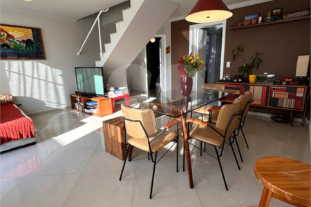 Casa à venda com 3 quartos, sendo 1 suíte, em Jardim Pinheiros, São Paulo, SP