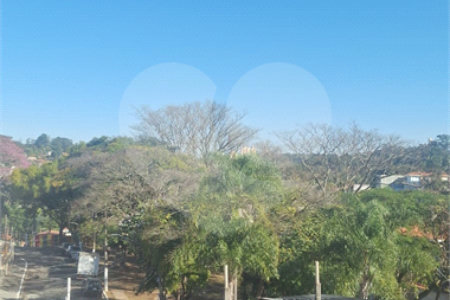 Casa à venda com 4 quartos em Vila Irmãos Arnoni, São Paulo, SP