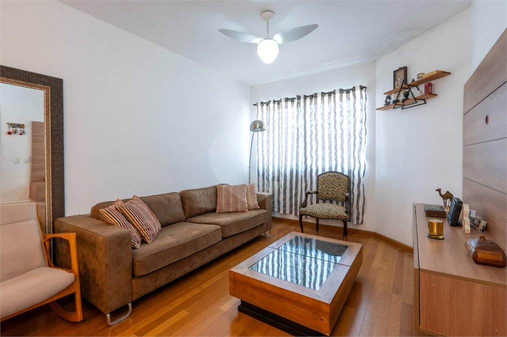 Sobrado à venda com 3 quartos, sendo 1 suíte, em Vila Morse, São Paulo, SP