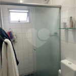Casa à venda com 3 quartos, sendo 1 suíte, no condomínio Serranos, São Paulo - SP