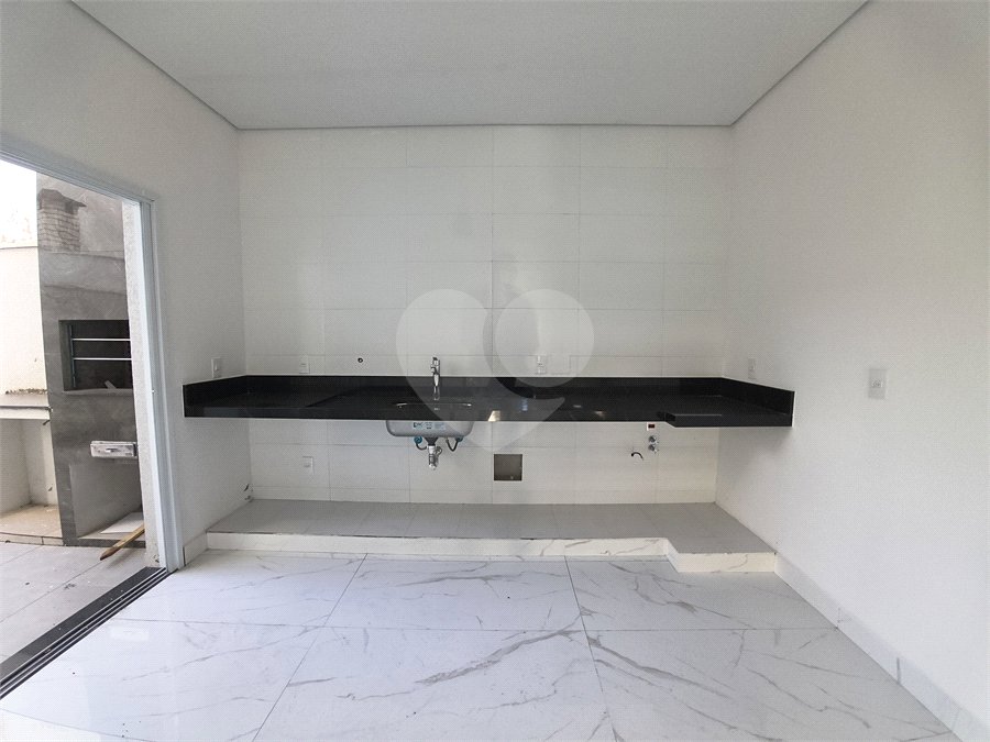 Casa à venda com 3 suítes no condomínio Terras de São Francisco, Sorocaba - SP