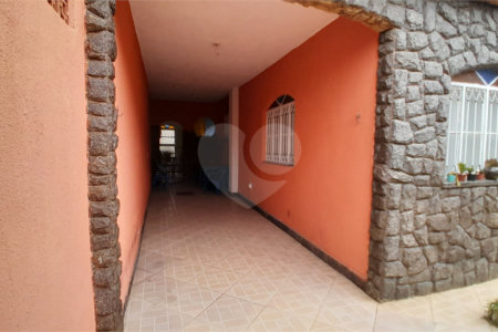 Casa à venda com 5 quartos, sendo 2 suítes, em Campo Grande, Rio de Janeiro, RJ