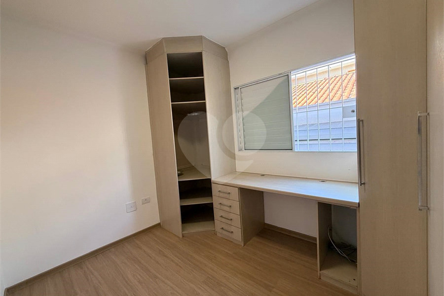 Sobrado à venda com 3 quartos, sendo 1 suíte,  em Parque Vitória, São Paulo, SP