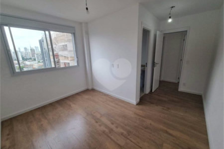 Apartamento à venda com 2 quartos, sendo 1 suíte, em Parque São Jorge, São Paulo, SP