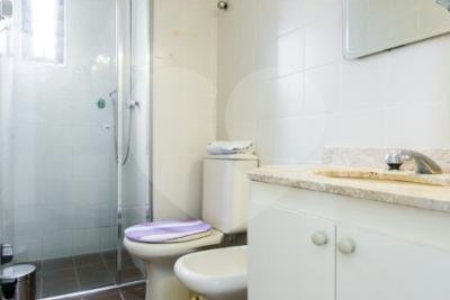 Apartamento à venda com 2 quartos, sendo 1 suíte, em Moema, São Paulo, SP
