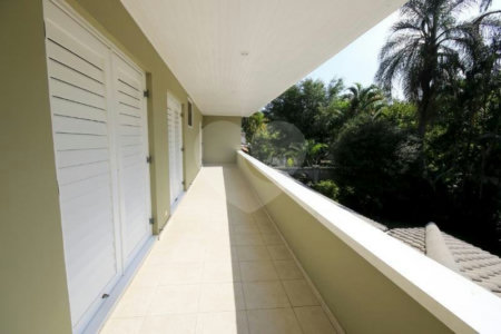 Casa à venda com 3 quartos, sendo 2 suítes,  em Vila Tramontano, São Paulo, SP