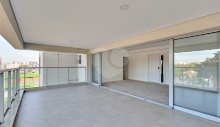 Apartamento à venda com 3 suítes em Jardim Marajoara, São Paulo, SP