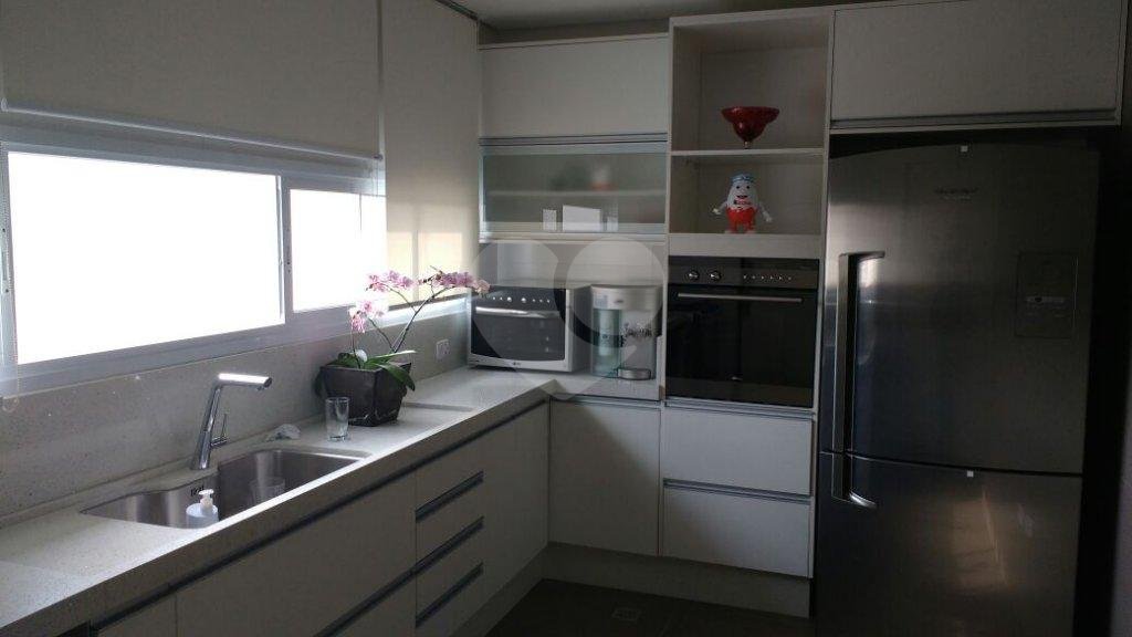 Casa Térrea à venda com 5 quartos, sendo 2 suítes, em Água Fria, São Paulo, SP