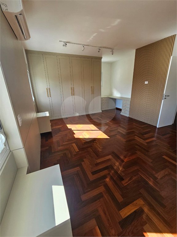 Casa à venda com 3 suítes no condomínio Palma de Mallorca Private Houses, São Paulo - SP