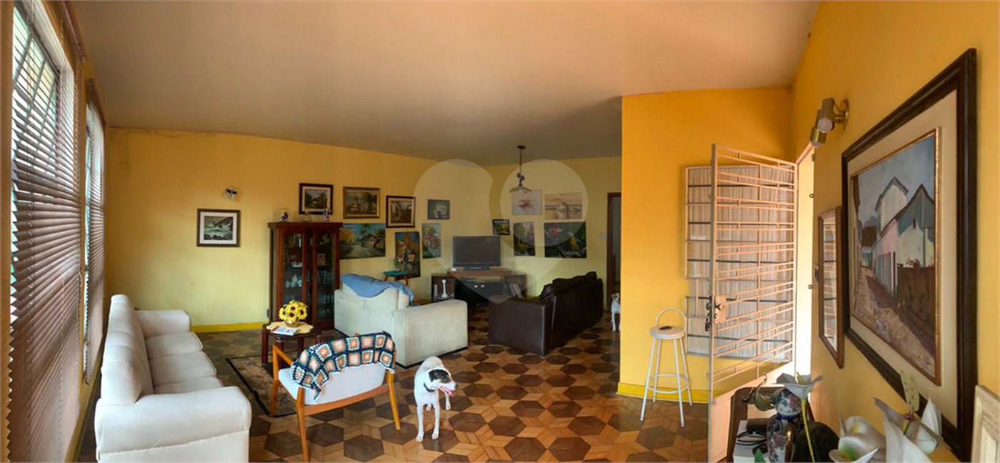 Casa Térrea à venda com 4 quartos, sendo 2 suítes,  no Centro, Mogi das Cruzes, SP