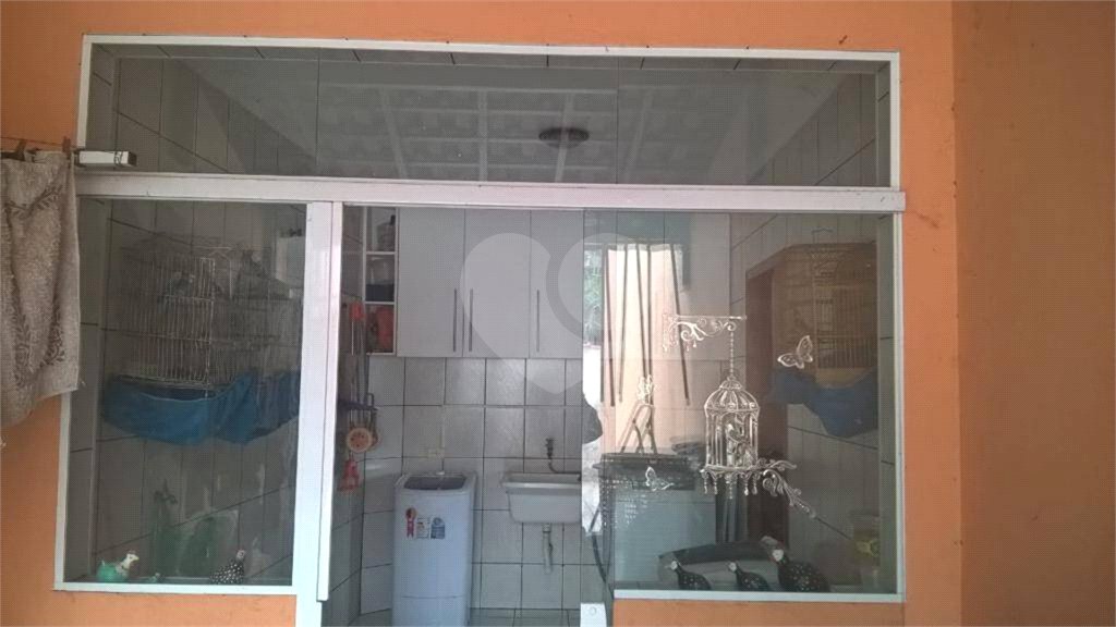 Sobrado à venda com 3 quartos, sendo 1 suíte, em Bocaina, Ribeirão Pires, SP