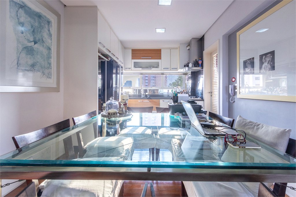 Apartamento à venda com 3 suítes em Vila Andrade, São Paulo, SP