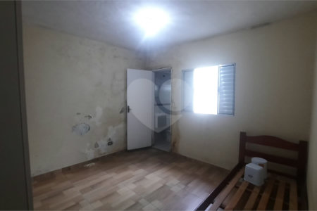 Casa à venda com 3 quartos em Jardim Baruch, Guarulhos, SP